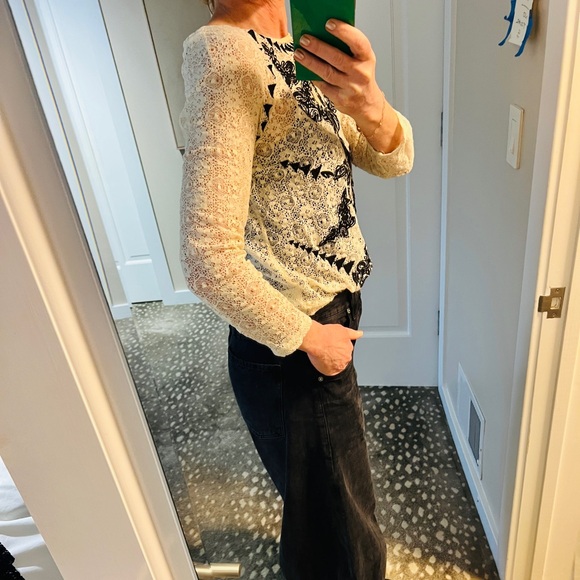 Maje guipure cream lace top with black embroidery sz 2 (@ US 8) - Picture 3 of 11